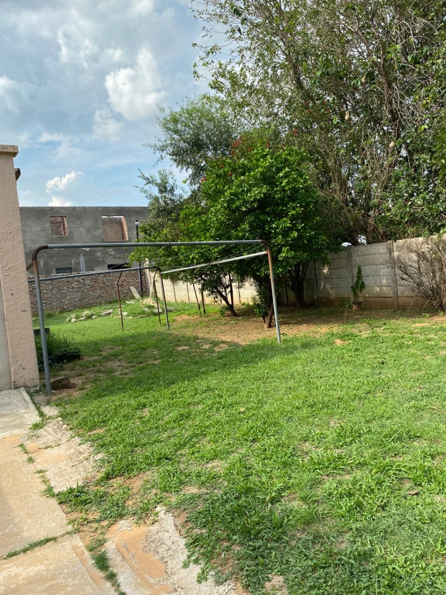 To Let 3 Bedroom Property for Rent in Bedelia Free State